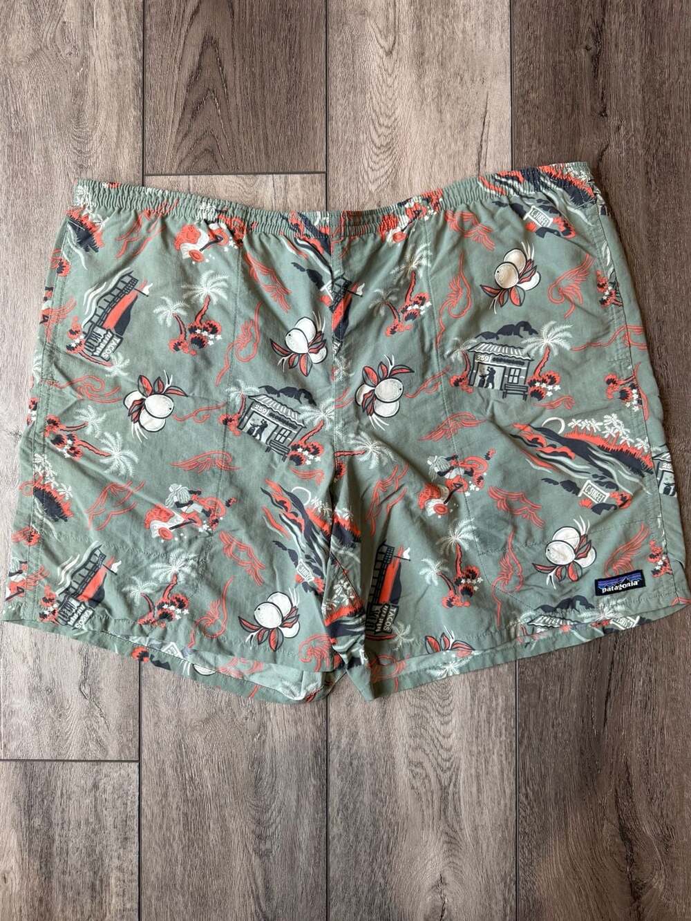 Patagonia C Street Tacos Baggies Shorts Size L Green Swim Trunks